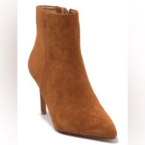 STEVEN BY STEVE MADDEN Lizziey pointed toe Bootie (color Chestnut). Size 7.5